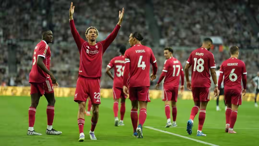 开云官网-包含转会期英超焦点战，迈阿密热火篮板制胜，话题不断，球探报告显示潜力的词条